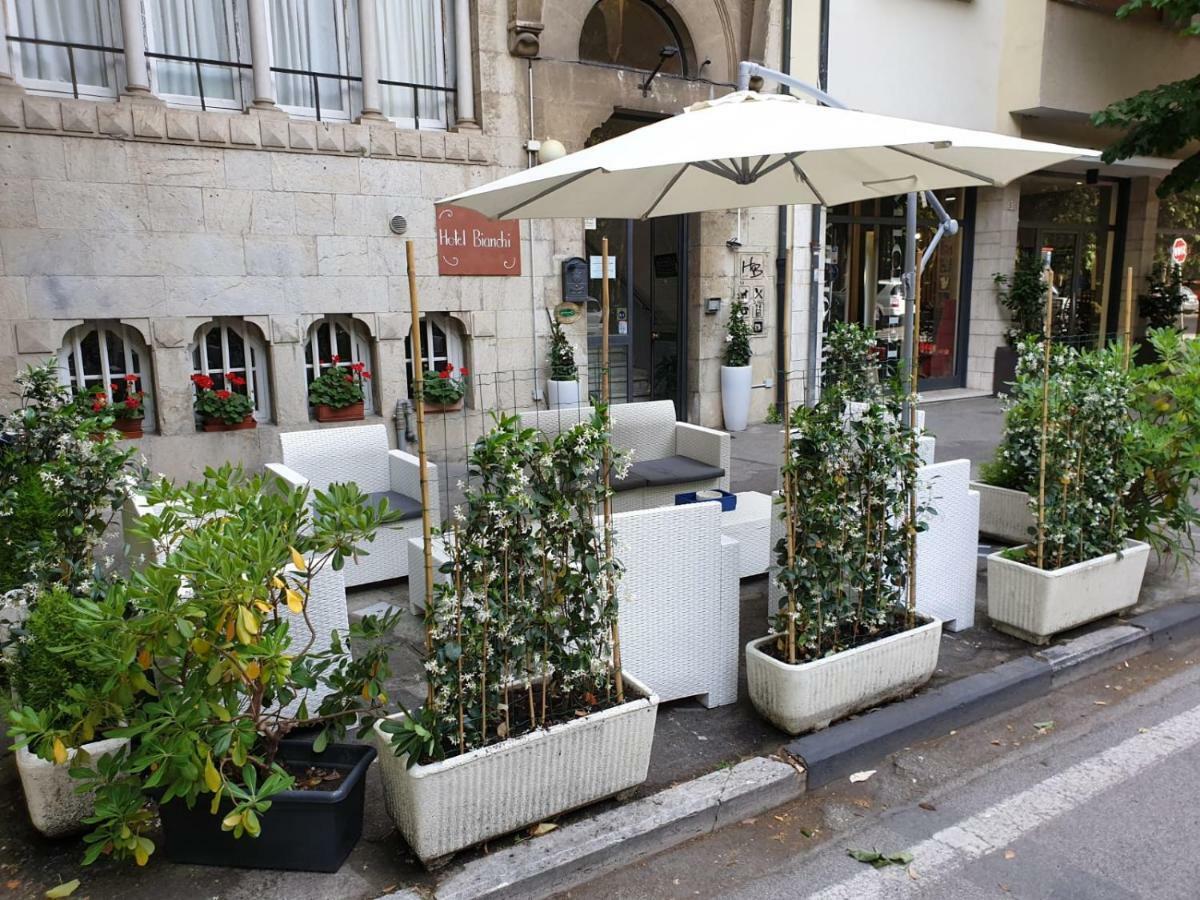Hotel Bianchi Viareggio Exteriör bild